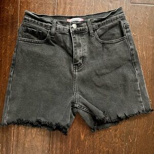 Black Jean Shorts with Frayed Hem and High-Waisted Design
